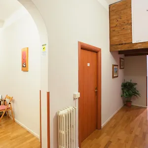 Gialel 3*, Rome Italie